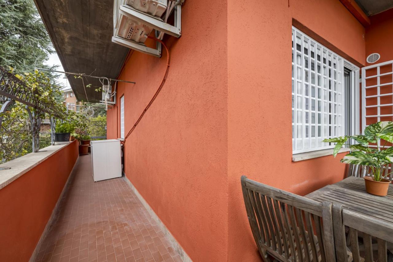 Luminoso Appartamento Con Terrazzo A La Storta Rom Exterior foto